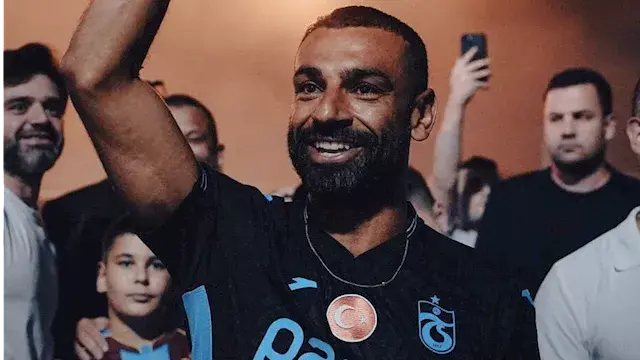 "مشهد استثنائي".. كيف تفاعلت الجماهير بانتقال محمد صلاح إلى طرابزون؟