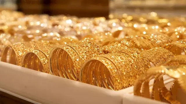 ماذا حدث لسعر الذهب اليوم في مصر في بداية التعاملات الأحد؟