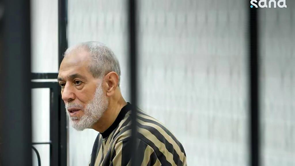 سوريا: السجن المؤبد للمفتي السابق أحمد حسون بتهمة إثارة "الاقتتال الطائفي"