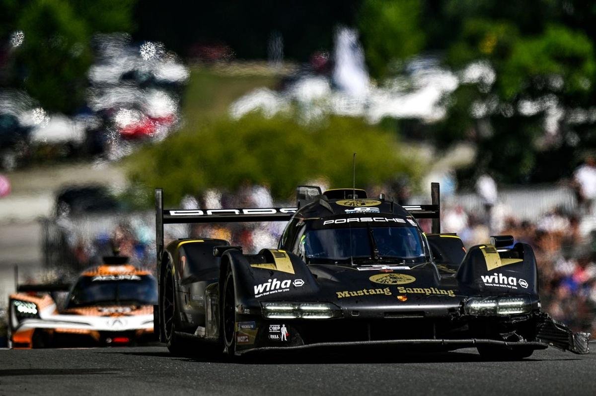 Laurin Heinrich secures dramatic runner-up at Road America despite 'exploding' door