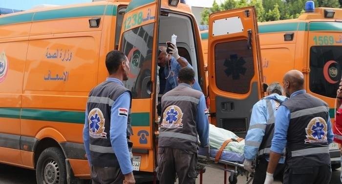 مصرع سيدة وطفلها في حادث مروري بأسوان