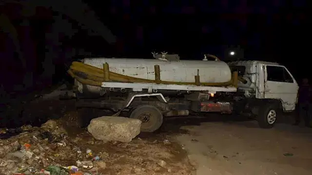 الري تحرر محضرًا ضد سائق ألقى مخلفات في ترعة بشبين القناطر