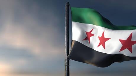 بينهم طبيب برتبة عميد.. 3 متهمين بتعذيب معتقلين في مشافٍ عسكرية في قبضة الداخلية السورية