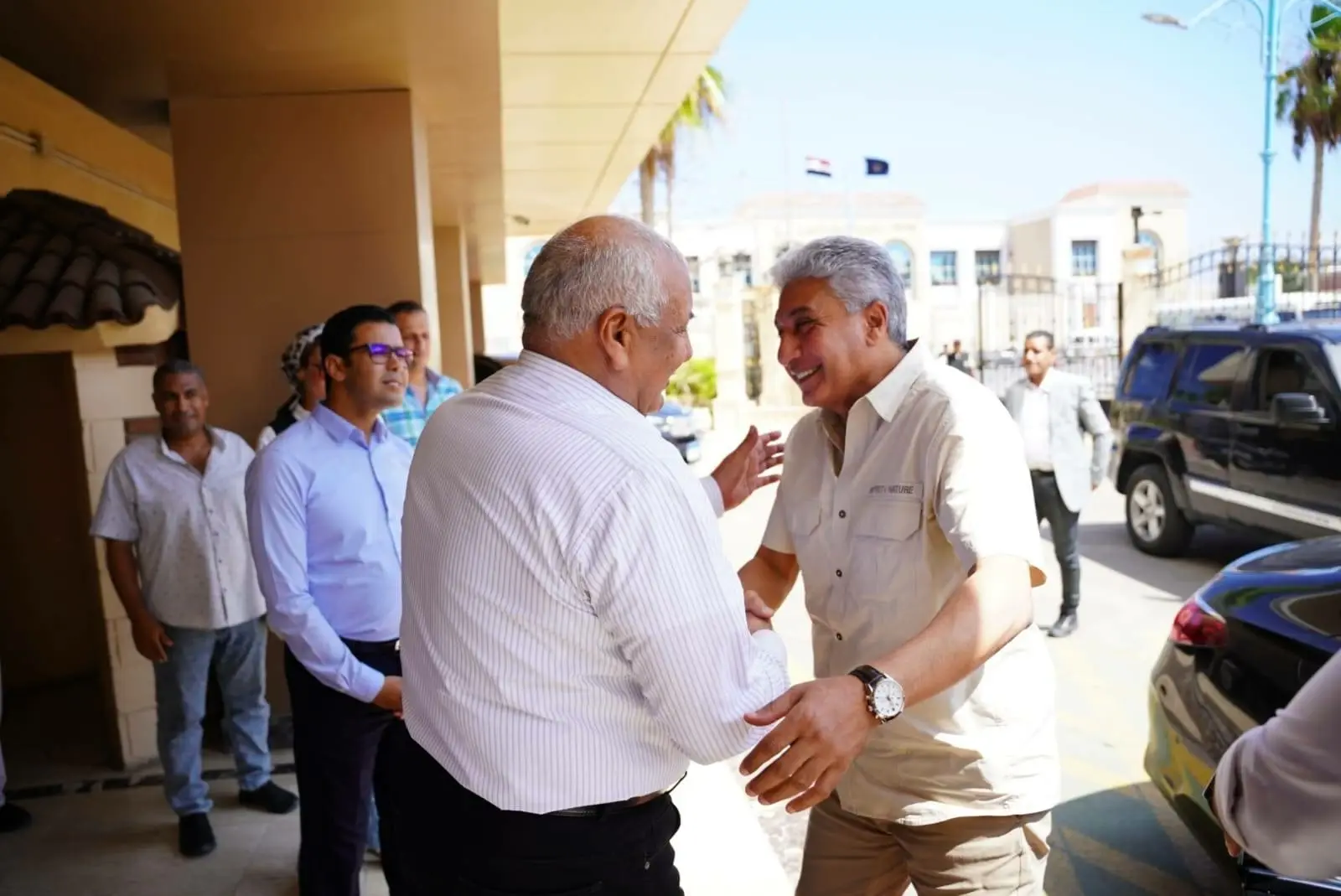 وزير السياحة والآثار يصل مطروح لتفقد المقومات والمعالم السياحية بالمحافظة