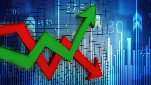 عند هبوط السهم.. كيف تحسم قرارك بالبيع أو الاحتفاظ أو الشراء؟