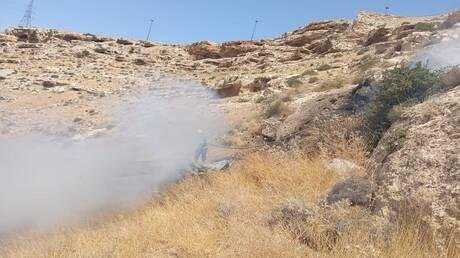 سوريا.. احتراق سيارة ووفاة سائقها بعد سقوطها من تلة الجندي المجهول في دمشق (صور + فيديو)