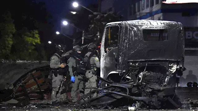 هجوم بسيارة مفخخة في كولومبيا بعد يوم من تولي الرئيس الجديد منصبه