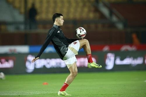 بمشاركة إمام وبن جديدة.. تدريبات خفيفة للاعبي الأهلي الدوليين