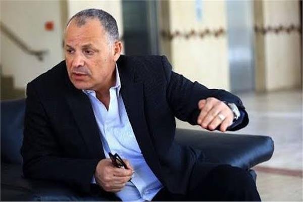 أبو ريدة يشهد جلسة تجديد عقد التوأم حسام وإبراهيم حسن مع منتخب مصر