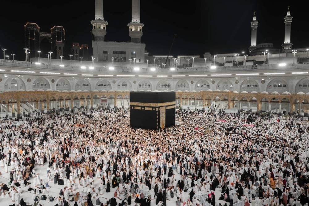 15.2 مليون معتمر في الربع الأول والداخل يتصدر