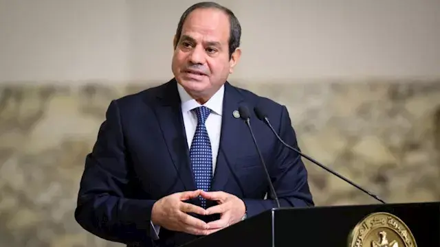السيسي يطمئن على الاحتياطي الاستراتيجي للمنتجات البترولية