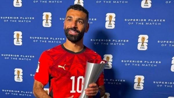 تقارير: أتلتيكو مدريد يدرس التعاقد مع محمد صلاح بعقد 2+1