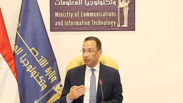 أول تعليق من وزير  الاتصالات على تسجيل الخطوط: لن نسمح لأي شركة بمخالفة القواعد وحماية حقوق المستخدمين أولوية