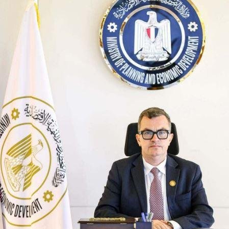 وزير التخطيط يتابع خطة فض التشابكات المالية والربط الإلكتروني الشامل مع المالية