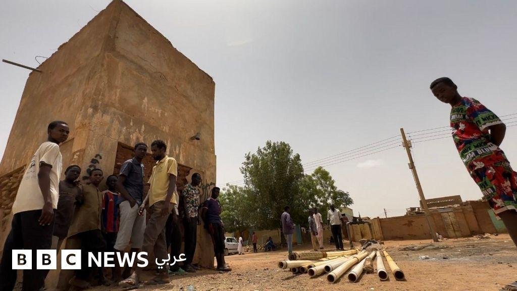 الإظلام التام يخيم على مدن كبرى: كيف يُجابه السودانيون انقطاع الكهرباء؟