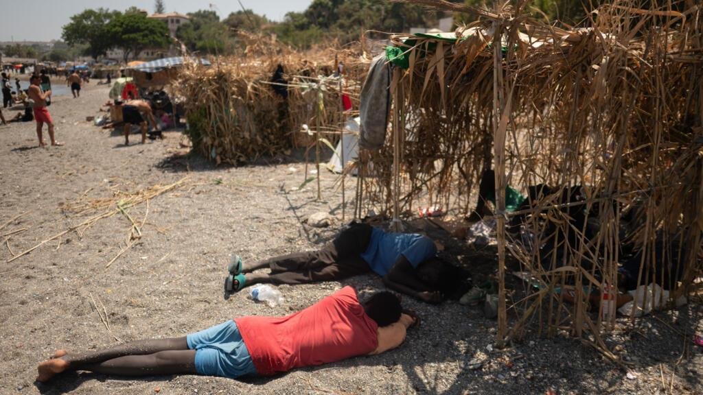 مصريون، يمنيون، عراقيون، أفارقة من جنوب الصحراء... مصير المهاجرين في سبتة معلق عند بوابة الغرب