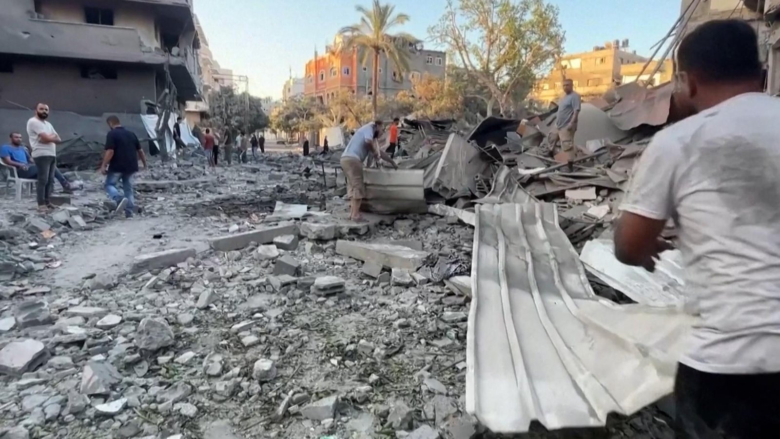‘There is no ceasefire’ say Palestinians in Gaza after new Israeli strikes