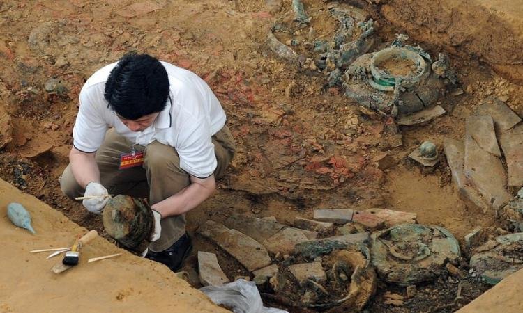 علماء الآثار في التشيك يكتشفون موقعا مرتبطا بالطقوس يرجع لـ6500 سنة في بوهيميا