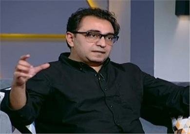 المخرج التلفزيوني سامح سند: فوجئت بوجود خط هاتف مسجل برقمي القومي دون علمي.. «حاجة تخض»