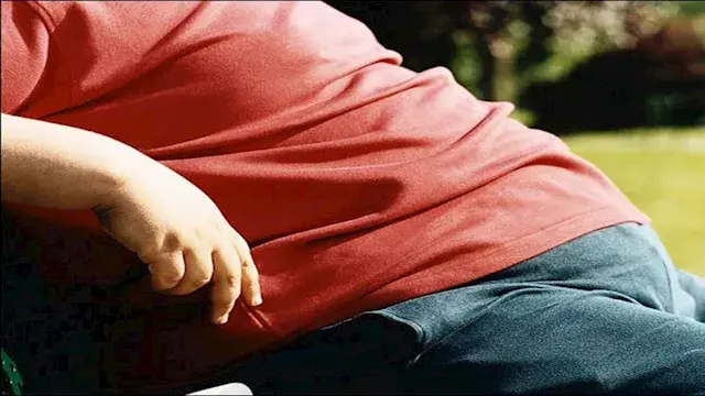 لماذا تشعر بالكسل بعد تناول وجبة كبيرة؟