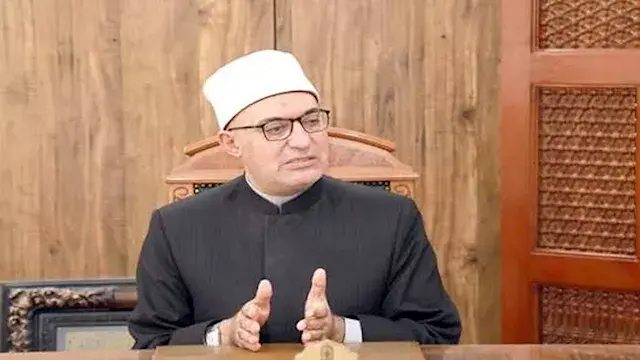 هل يجوز دفع الزكاة للمطلقة لإجراء عملية جراحية؟.. مفتي الجمهورية يجيب