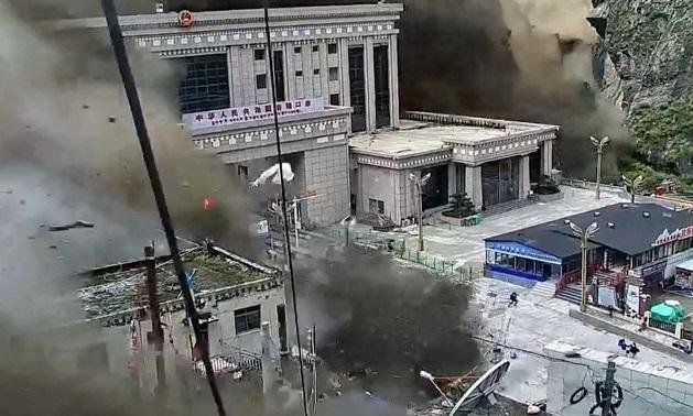 نيبال: ارتفاع عدد ضحايا الفيضانات في منطقة حدودية مع الصين إلى 160 قتيلا وفقدان المئات