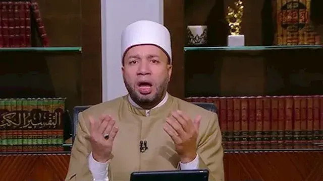 محمد فيصل يفسر قول الله «واركعوا مع الراكعين»