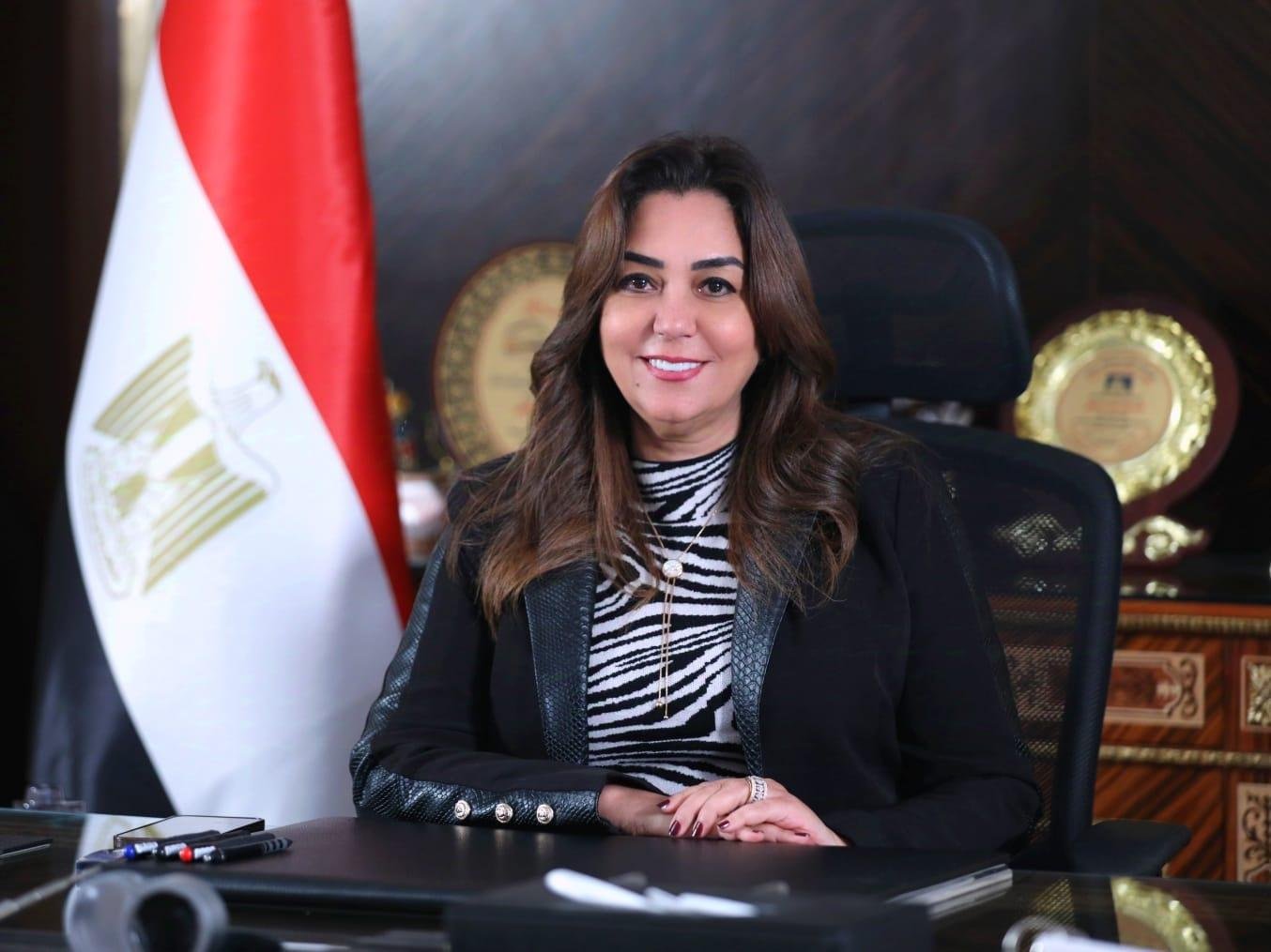 وزيرة التنمية المحلية والبيئة توجه بتحركات عاجلة لوضع أطر قانونية لجمع وتدوير بطاريات الليثيوم