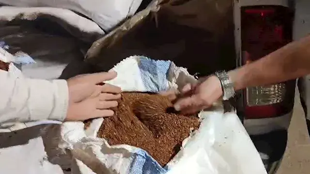 ضبط مصنع مخصبات يغش اليوريا ال...