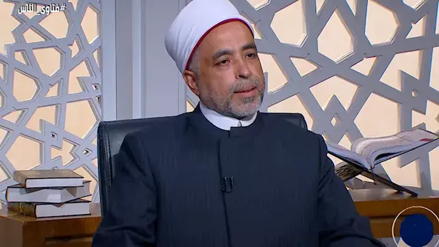 هل يجوز قراءة القرآن أثناء مشاهدة مسلسل أو فيلم؟.. أمين الفتوى يوضح