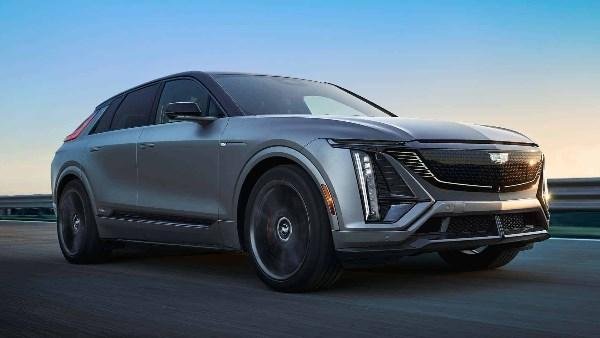 سعر كاديلاك ليريك SPORT موديل 2026 في السعودية