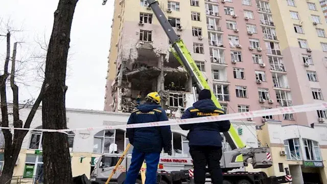 السلطات الأوكرانية: 10 قتلى ونحو 100 مصاب في هجوم صاروخي استهدف كييف