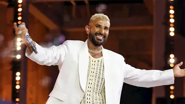 أحمد سعد يروج لكليب "كدا كدا".. ويكشف موعد طرحه.. فيديو