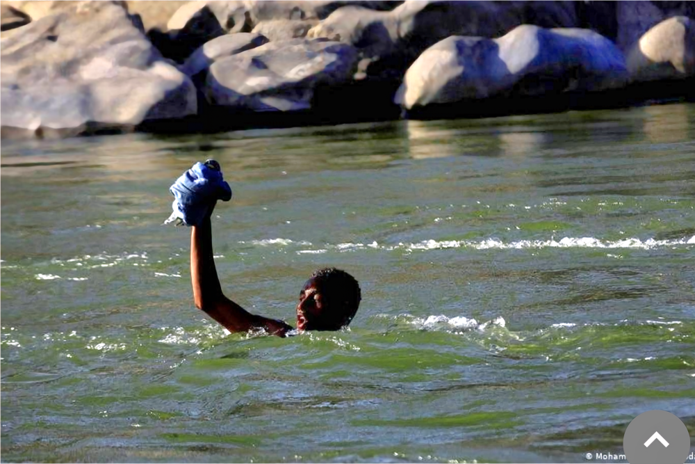 غرق 15 نازحا في نهر سيتيت و حرب تيغراي تعبر إلى السودان
