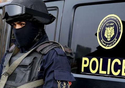 تنكر في زي سيدة.. الأمن يكشف لغز مقتل عاملة خياطة داخل شقتها في نجع حمادي