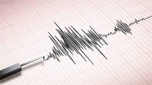 رئيس البحوث الفلكية: رصدنا 5 توابع أقل قوة من الزلزال