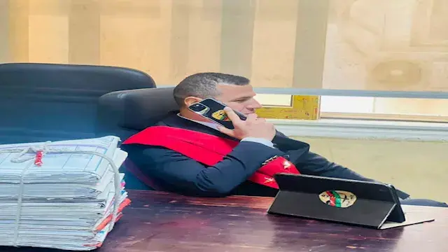 ذبح عجلين احتفالاً بالتعيين.. تفاصيل خدعة "القاضي المزيف" مع أهله وضحاياه