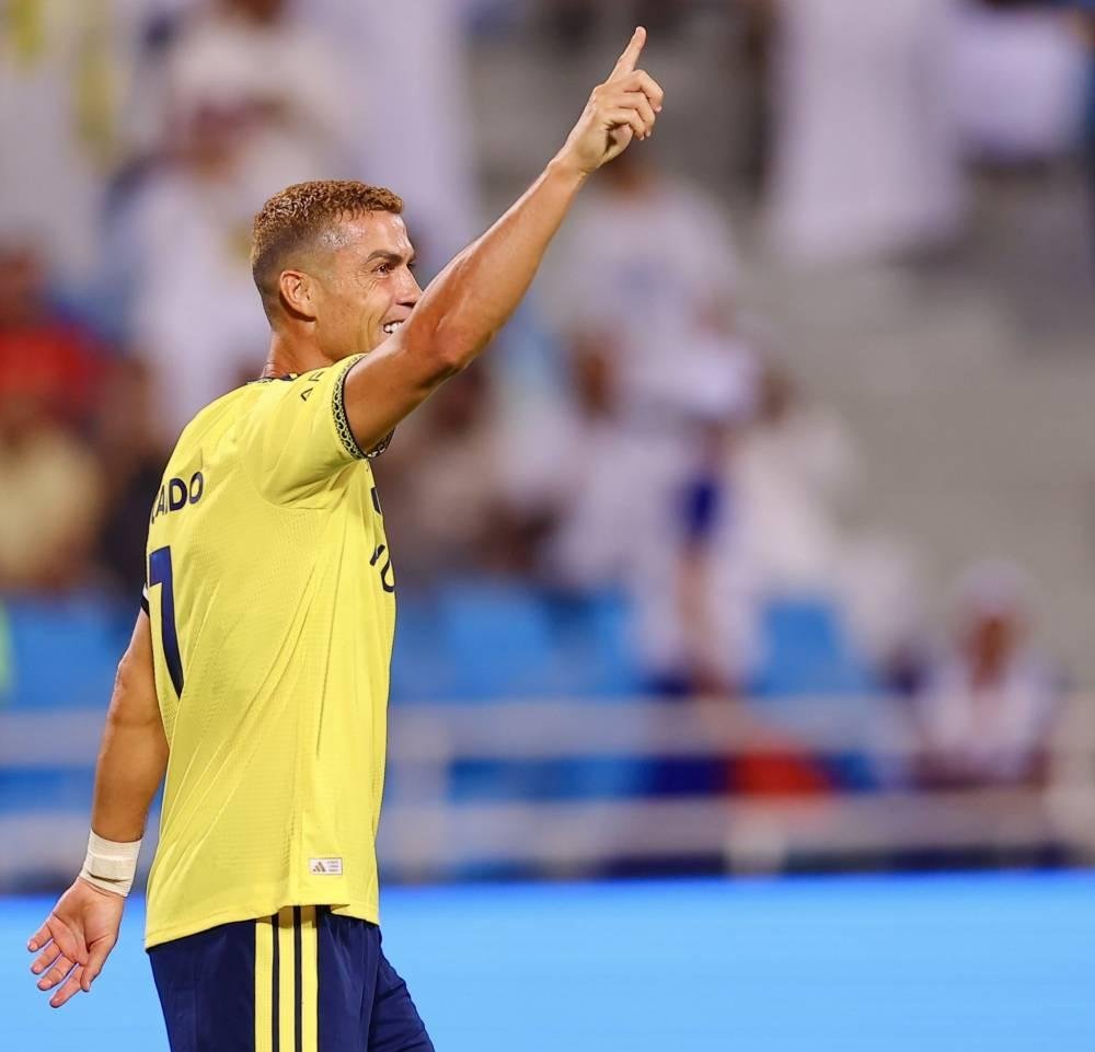 30 دقيقة كافية لعريس النصر