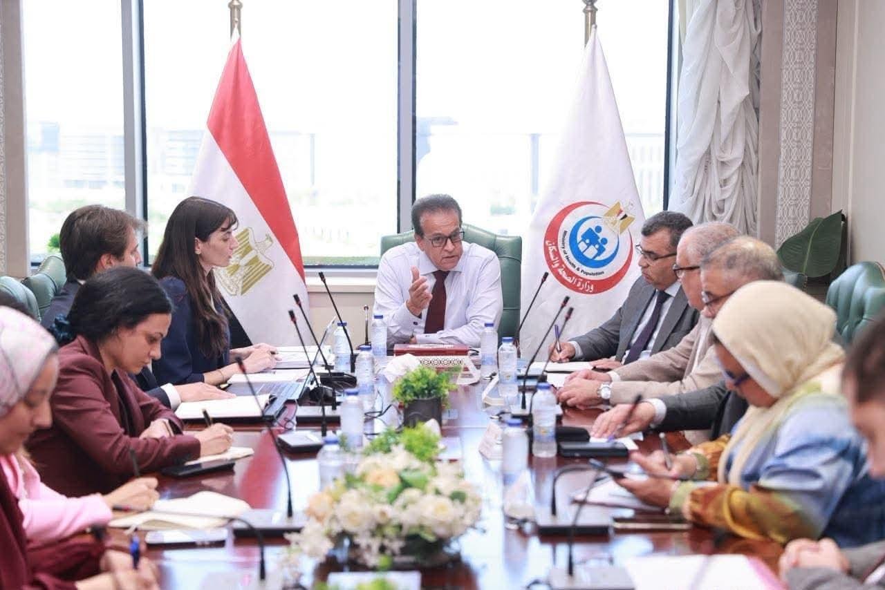 وزير الصحة يتابع مع وفد مجموعة سان دوناتو الإيطالية تنفيذ مستشفى هليوبوليس الجديد