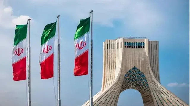 إرنا: السفير الإيراني زار 4 معتقلين إيرانيين في الكويت