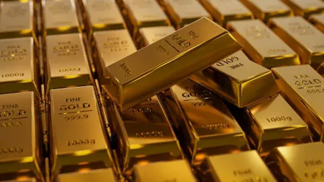 ليست مجوهرات فقط.. أغرب الأشياء المصنوعة من الذهب في العالم