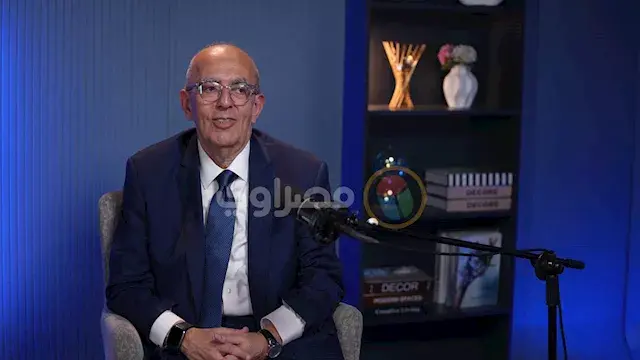 حاتم الجبلي يفتح ملف حكومة نظيف: سر اتهامات خلط الثروة بالسلطة – (فيديو)