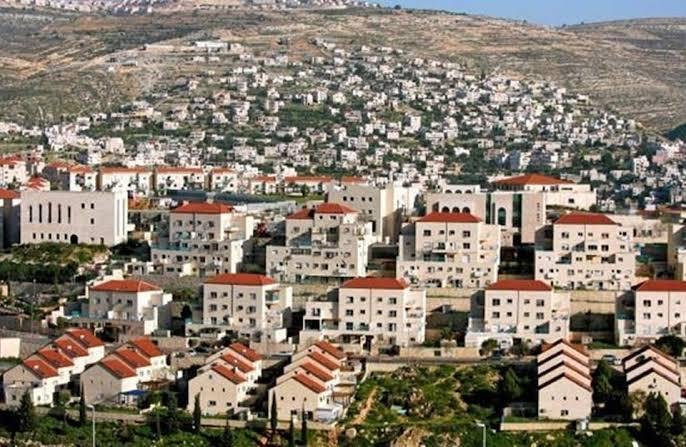بريطانيا تستعد لفرض عقوبات صارمة على مستوطنات إسرائيل في الضفة