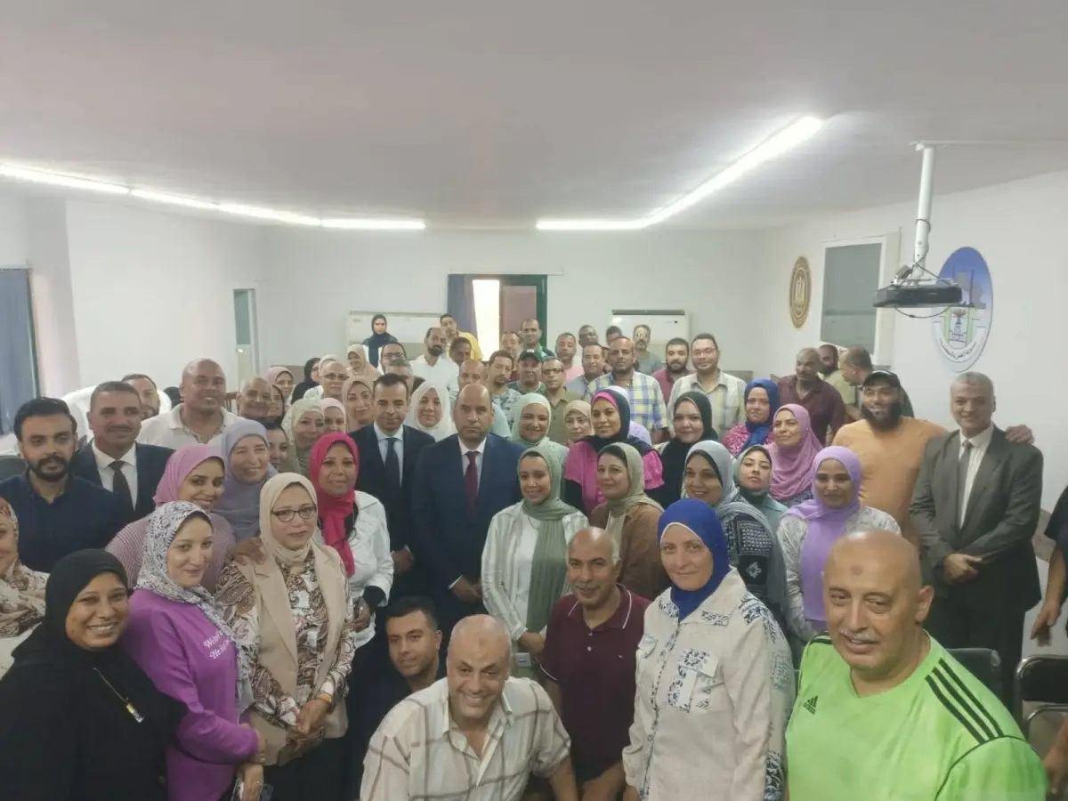 وزير العمل يوجه بالإسراع في تنفيذ منظومة التحول الرقمي وميكنة الخدمات بالإسكندرية