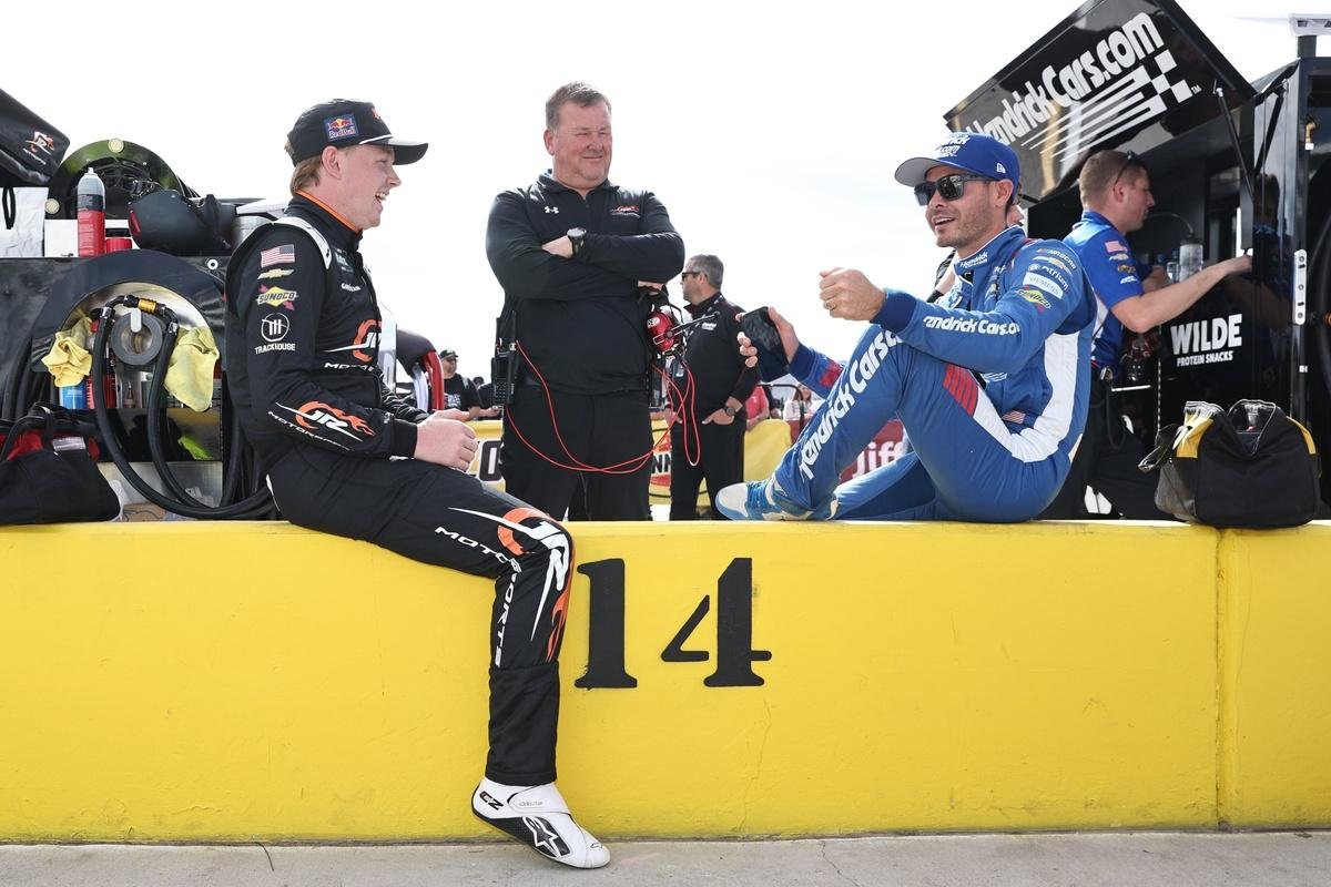 Connor Zilisch signs with Hendrick Motorsports for 2028 in multi-year deal