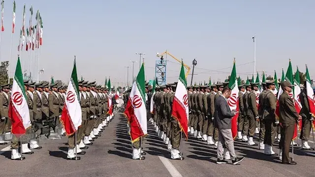 تهديد إيراني جديد.. الحرس الثوري يحذر الخليج وإسرائيل وبريطانيا |تفاصيل