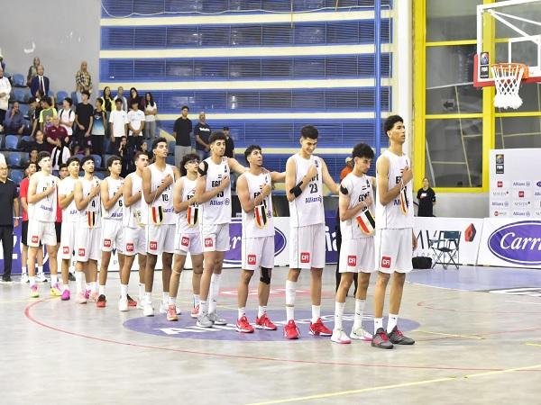 منتخب مصر للناشئين يكتسح نيجيريا في افتتاح مشواره ببطولة الأفروباسكت