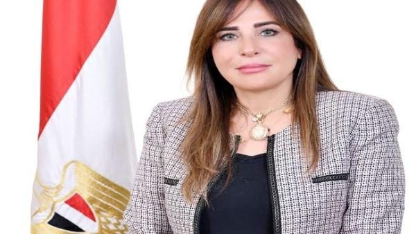 وزيرة الإسكان تؤكد أهمية الإسراع في تنفيذ مشروعات البنية الأساسية والمرافق وتعزيز مشروعات التنمية الصناعية