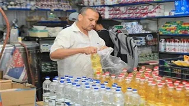 سعر ثابت ووزن أقل.. “التضخم الخفي” يتسلل إلى سلع المصريين