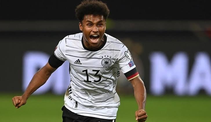 رسميا.. برشلونة يضم كريم أديمي من بوروسيا دورتموند بعقد حتى 2031